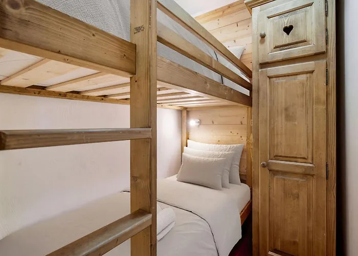 Aux Pieds Avec Wifi, Centre Proche - Fr-1-640-81 Apartament *